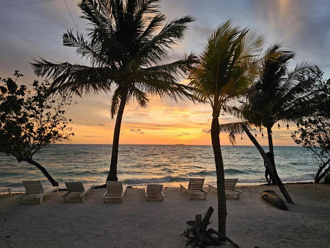 The Sunset Villa Dhiffushi Kültér fotó