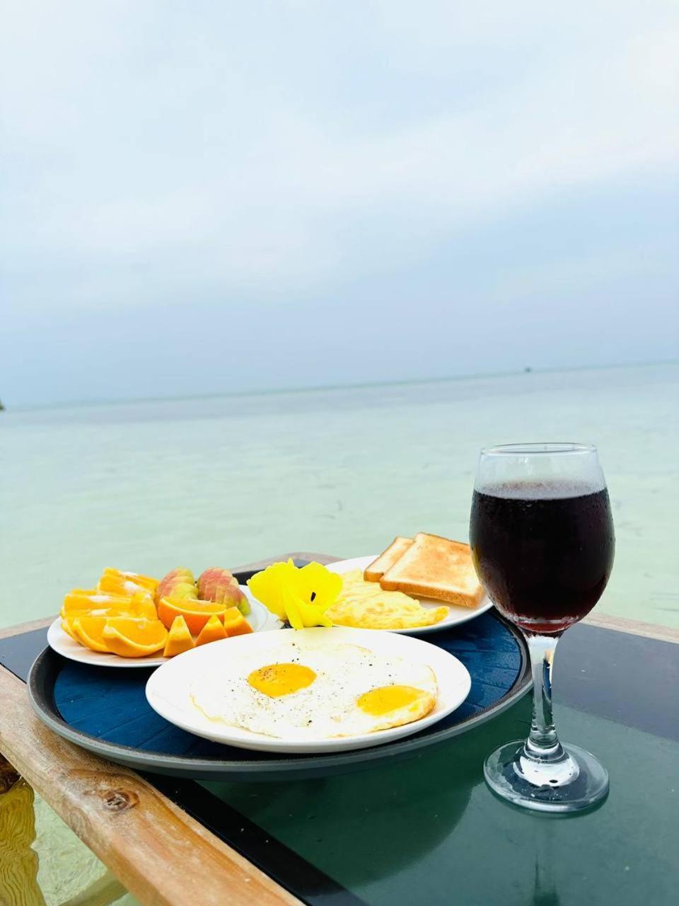 The Sunset Villa Dhiffushi Kültér fotó